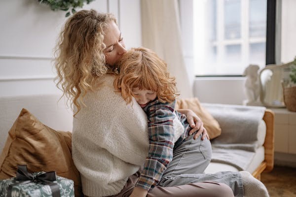  女性早孕初期的时候查男孩女孩什么最准？几周可以测性别？