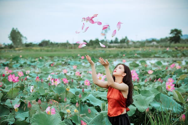  孕吐和生男生女有关系吗？孕吐厉害生女孩的几率大吗？